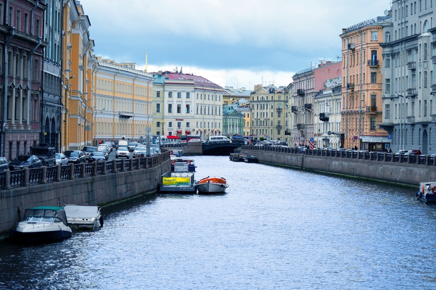 В Петербурге официально запустили первую экскурсию по крышам